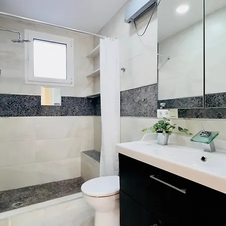 Casa Torrecilla En El Centro De - South Costa Holiday home *